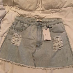 Women FOREVER 21 skirt size 29
